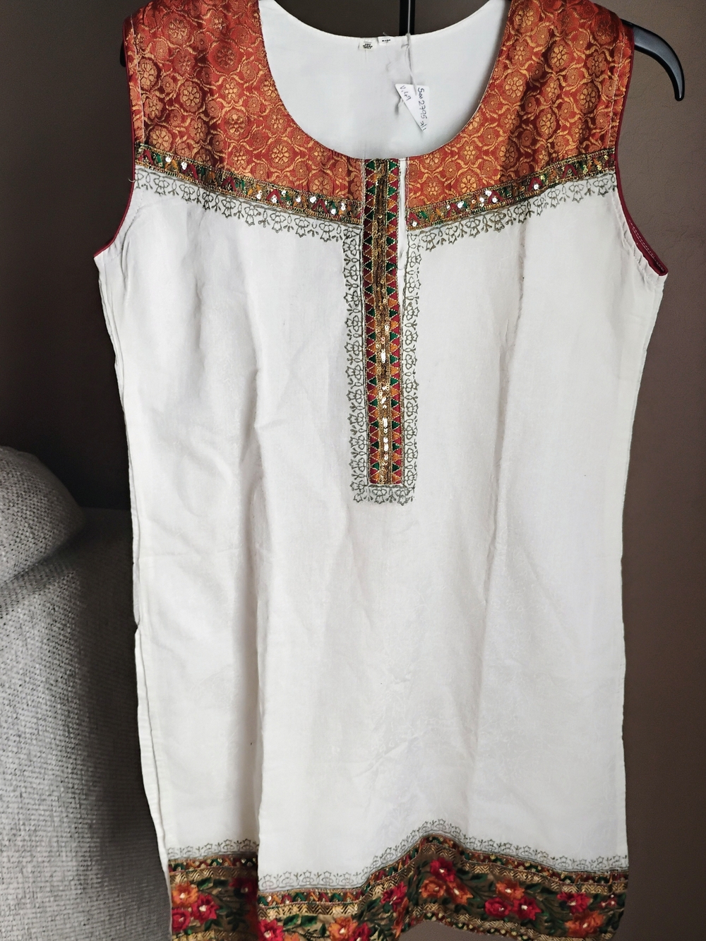Embroidered Size M White Sleeveless Tunic with Rust Yoke